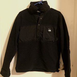 The North Face Fleece Quarter-Snap Pullover